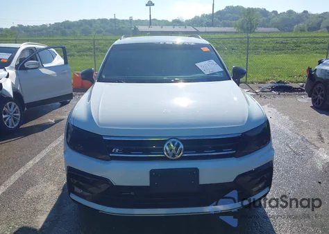 2020 Volkswagen Tiguan 2.0T Se/2.0T Se R-Line Black/2.0T Sel z USA, uszkodzony, nr VIN 3VV3B7AX9LM088867